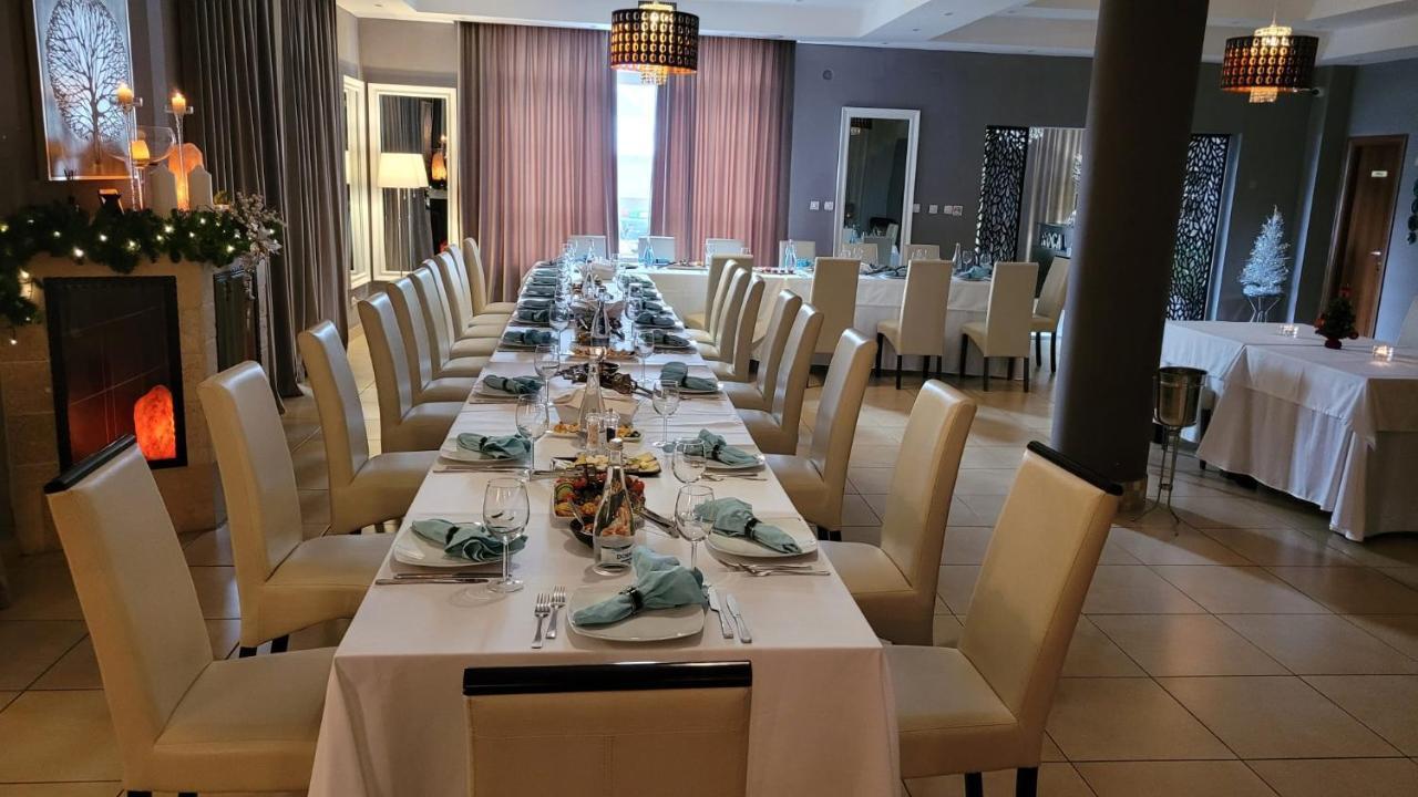 Vila Roca Hotel And Spa Валя-Драґанулуй Екстер'єр фото